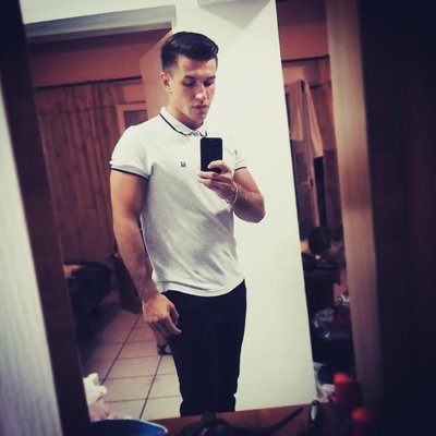 Profile Picture of Mike (@MihailoVasilev2) on Twitter