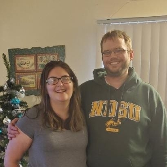 Profile Picture of Mikayla Bogseth (@mikaylabogseth) on Poshmark