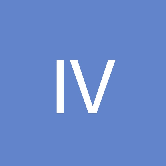 Profile Picture of Ilana Verdi (@ilanaverdi) on Poshmark