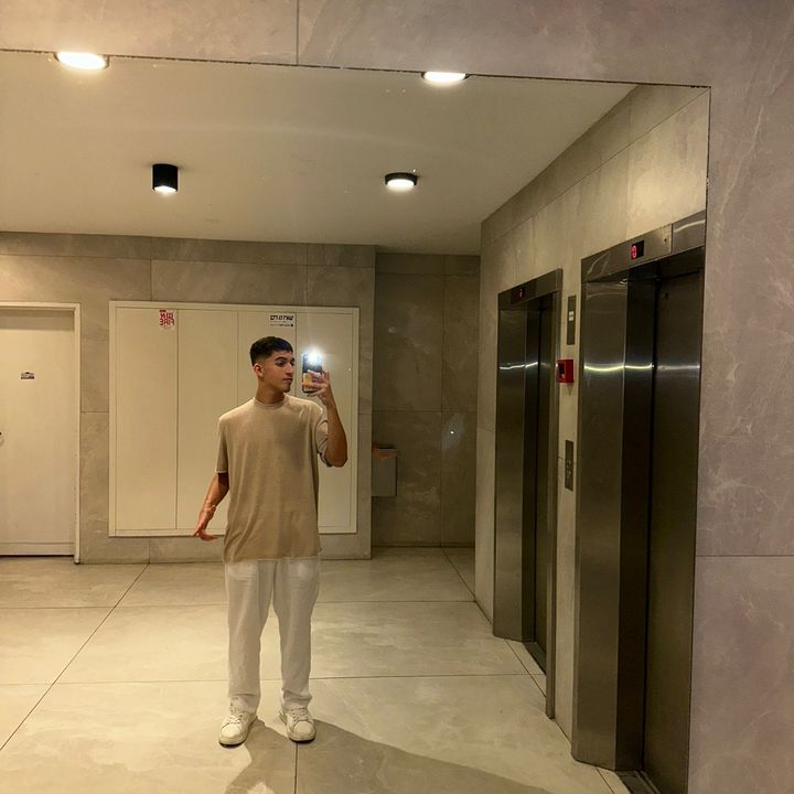 Profile Picture of 🏀 (@ariel_dorsman) on Tiktok