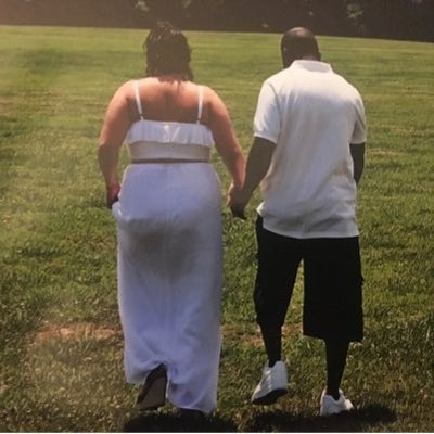 Profile Picture of Lori Zollo-Torain (@momazollotorain) on Twitter