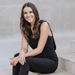 Profile Picture of Elizabeth Shackelford (@elizabethsellsaz) on Instagram