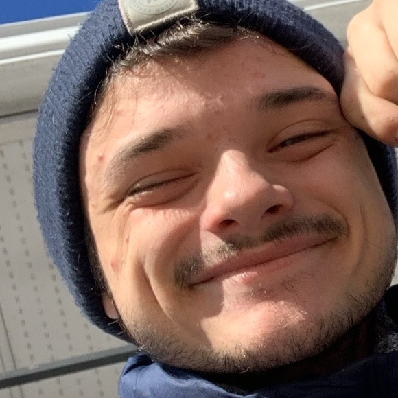 Hayden Coe - Poshmark Profile Picture of Hayden Coe (@h2coes) on Poshmark