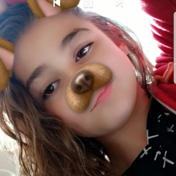 Profile Picture of Jinger Muster (@booboo56127) on Poshmark