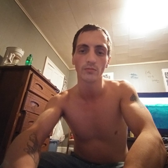 Profile Picture of Chad Hilts (@chadhilts) on Poshmark