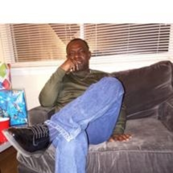 Profile Picture of Suraj adebowale Kazeem (@skazeem) on Poshmark