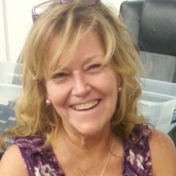 Profile Picture of Cherrill Davidson (@cherrilld) on Poshmark