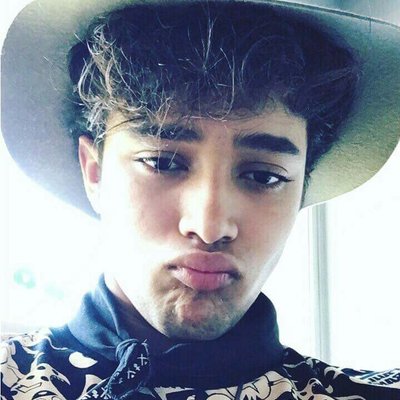 Profile Picture of Lily Cano (@LilyCano10) on Twitter