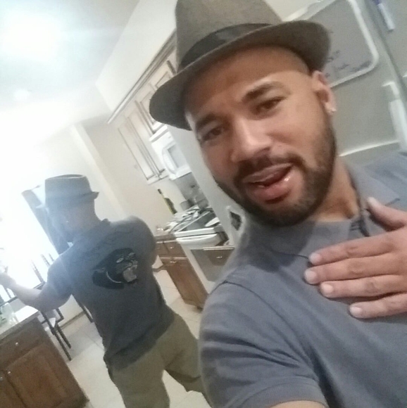 Profile Picture of Michael Merrell (@sanmiguel84) on Poshmark