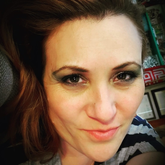 Profile Picture of Zanne Michelle (@zannemichelle) on Poshmark