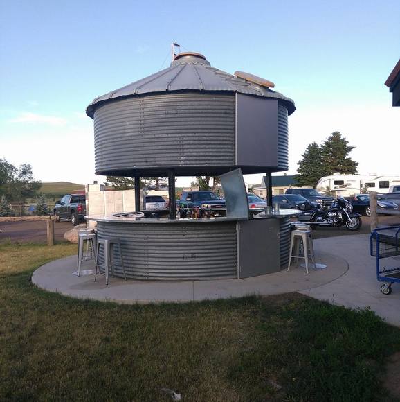 Profile Picture of Michael Paul (@mikelamb1997) on Poshmark