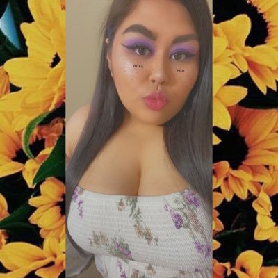 Profile Picture of Emily🌻🏳️‍🌈 (@Emsss96) on Twitter