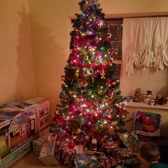 Profile Picture of Sharon Cornn (@smedlock101766) on Poshmark