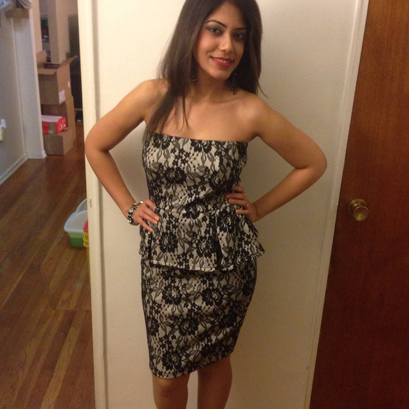 Profile Picture of Reem Saeed (@reem87) on Poshmark