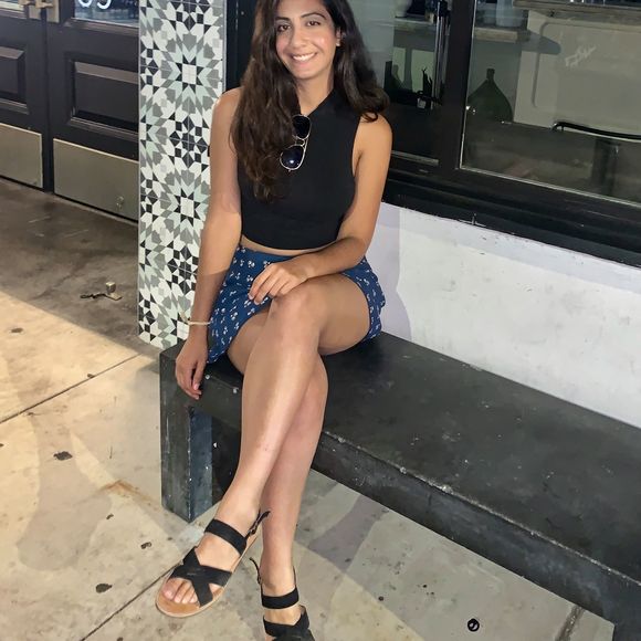 Profile Picture of Daniela Shirazi (@danielalala445) on Poshmark