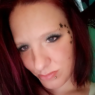 Profile Picture of Victoria Stroh (@victoriastroh) on Twitter