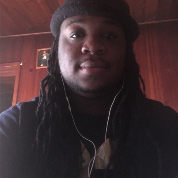 Profile Picture of Cedric Walker (@bossced) on Poshmark