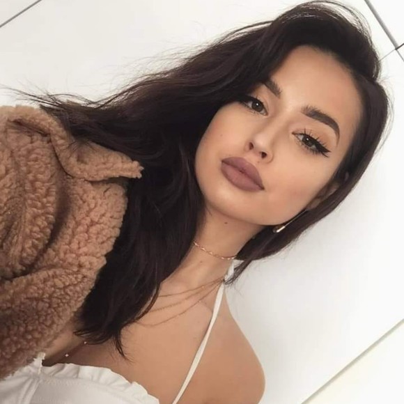 Profile Picture of Madelyn Actkinson (@klindichazann) on Poshmark