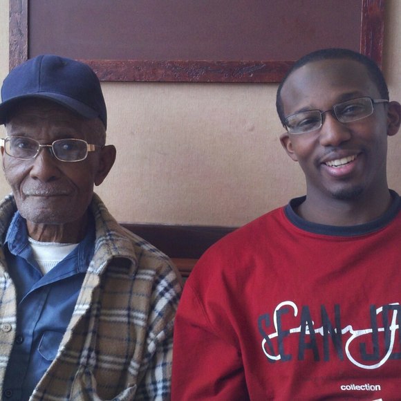 Profile Picture of Akio Cotton (@jamesakioc12) on Poshmark