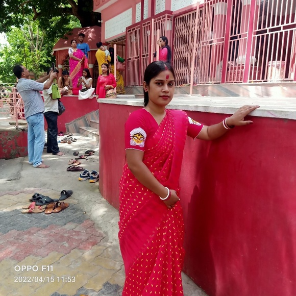 Profile Picture of Manoshi Sarkar (@manoshi_sarkar) on Poshmark