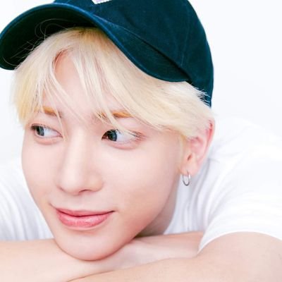 Profile Picture of Iris Ma (@irisma70171012) on Twitter