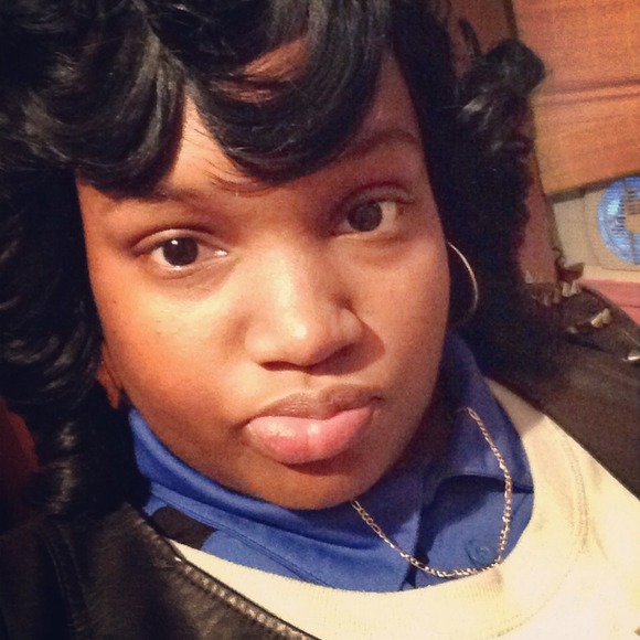 Profile Picture of Tamesha Little (@mesha14) on Poshmark