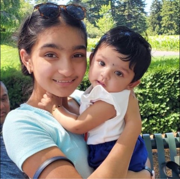 Profile Picture of Vishanie Vishnu (@vishaniev) on Poshmark