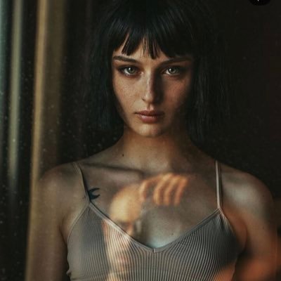 Profile Picture of ALICE PAGANI LOOK (@paganilook) on Twitter