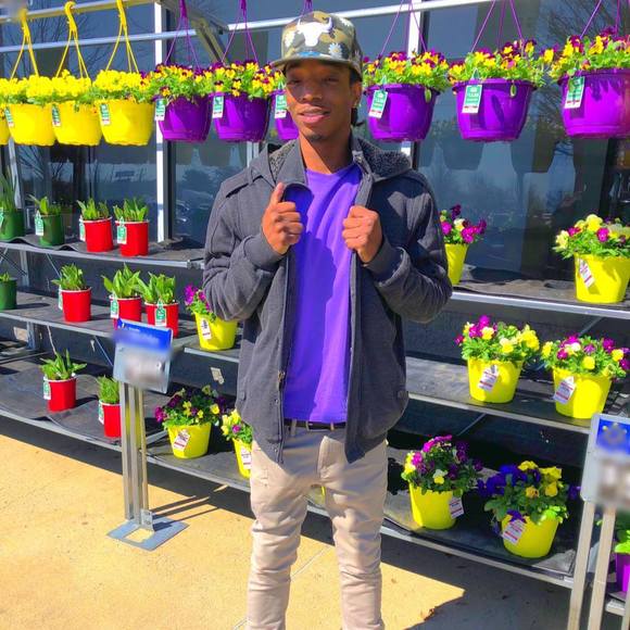 Profile Picture of Ronbon Bynum (@ronbon33) on Poshmark