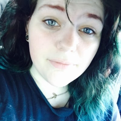 Profile Picture of Chelsea Medlin (@MedlinChelsea) on Twitter