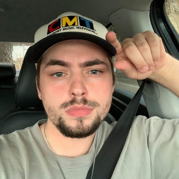 Profile Picture of Drew Foster (@slammyturkish) on Poshmark