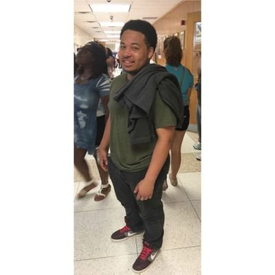 Profile Picture of Chris (@poetic_prophet_) on Twitter