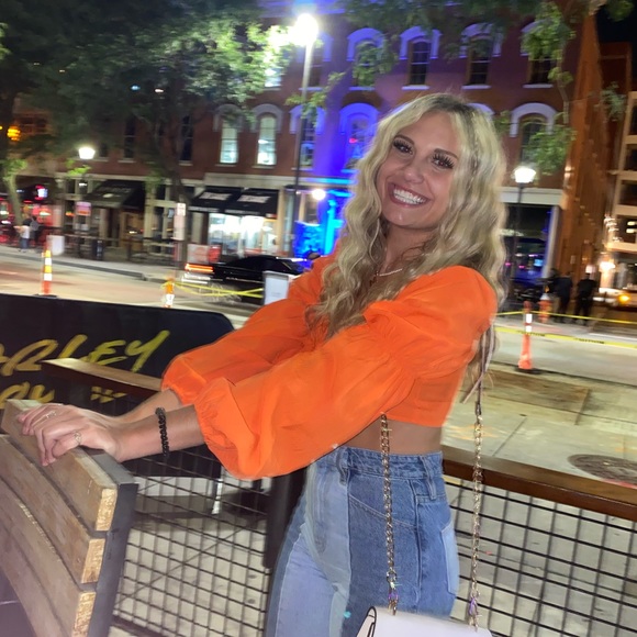 Profile Picture of Marissa Sheeter (@marissa_sheeter) on Poshmark