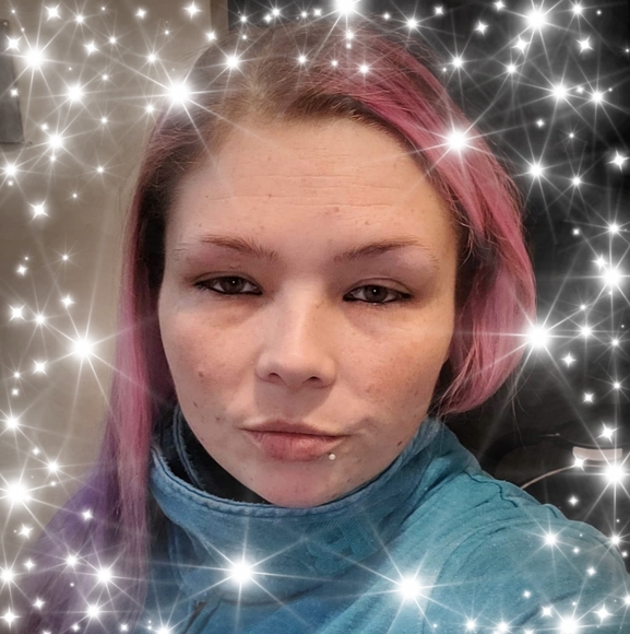 Profile Picture of Sandy Baragar (@sandybaragar) on Poshmark