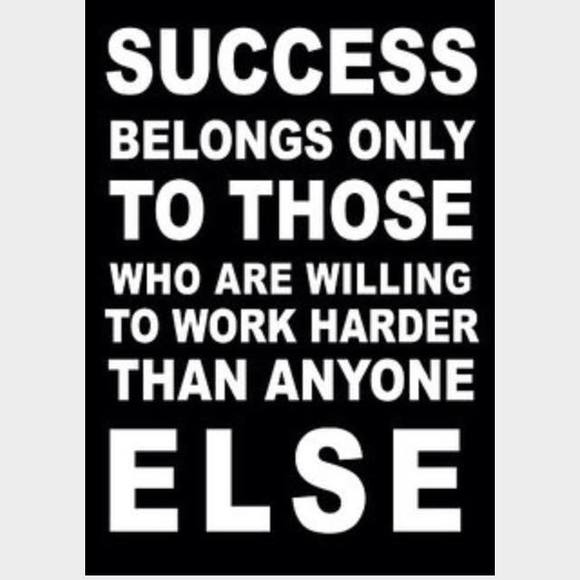 Profile Picture of Luis Ambrosio (@luis1234566) on Poshmark