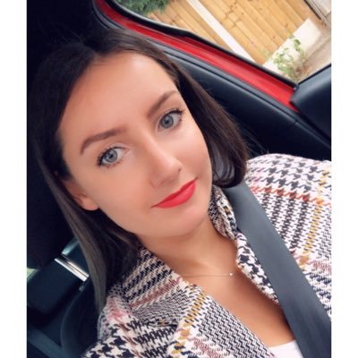 Profile Picture of Leah 😈 (@leahball11) on Twitter