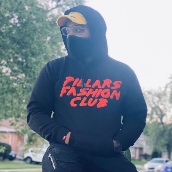 Profile Picture of Demone Williams (@williamsdemone) on Poshmark
