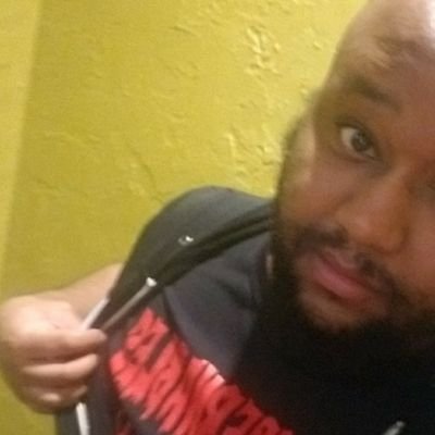 Profile Picture of The Black Dave Meltzer (@madd1ebabiexo) on Twitter