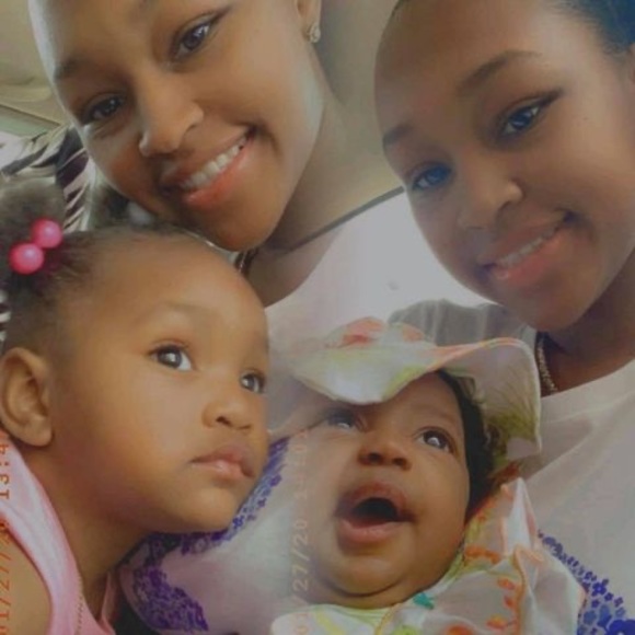 Lafrances Wixson - Poshmark Profile Picture of Lafrances Wixson (@lafranceswixson) on Poshmark