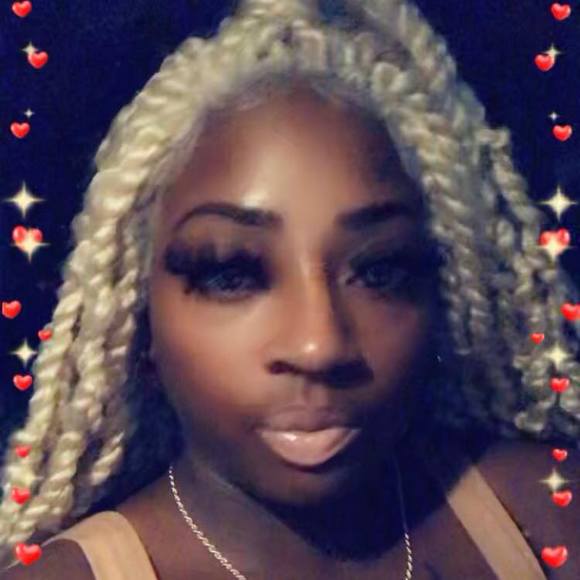 Profile Picture of Mzmariedelicous Caradine (@mariecece35) on Poshmark