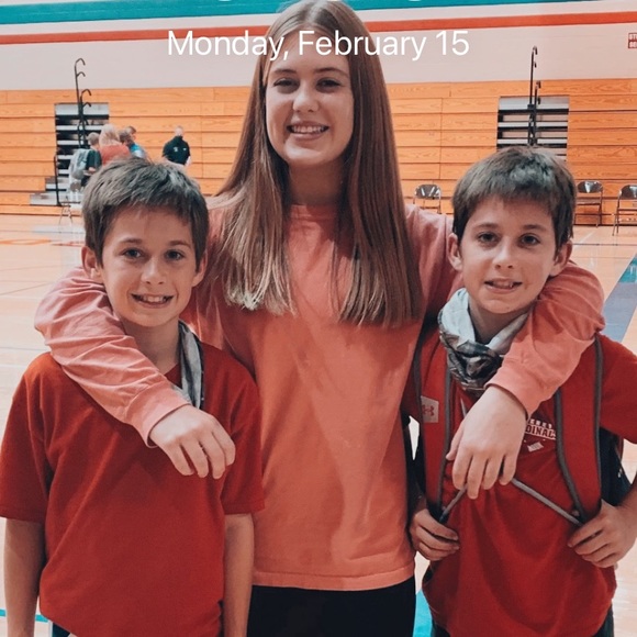 Raelyn Mruk - Poshmark Profile Picture of Raelyn Mruk (@mrukrael) on Poshmark