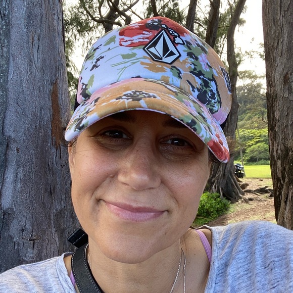 Profile Picture of Erica Winkelman (@ericawink) on Poshmark