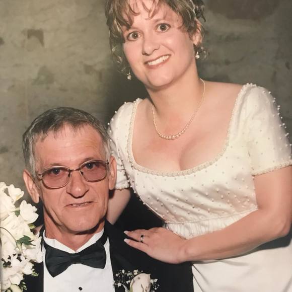 Profile Picture of Lisa Dolan (@lisadolan984) on Poshmark