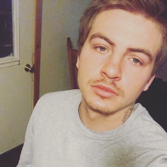 Profile Picture of Dusty Reynolds (@lildust) on Poshmark