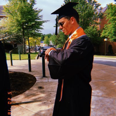 Profile Picture of Ben (@@GetRICHoDieTryn) on Twitter