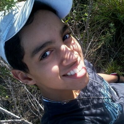 Profile Picture of Hebert C. De Lemos (@Hee_bert) on Twitter