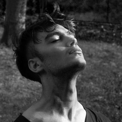 Profile Picture of Ionuț Stîngî (@IanLay_) on Twitter