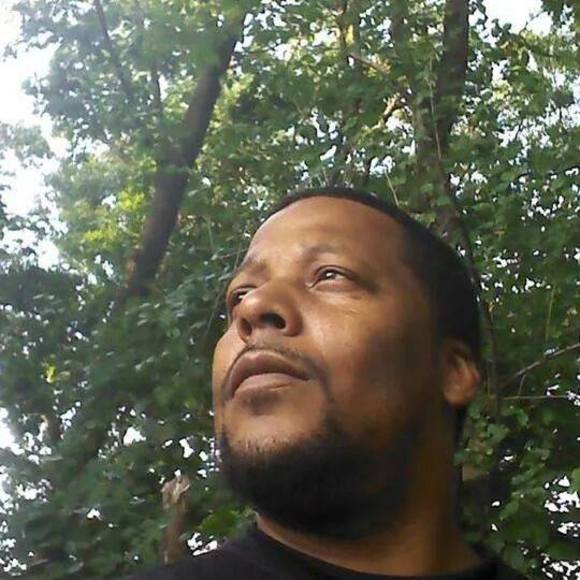 Profile Picture of Mario Northup (@stubmorris12) on Poshmark