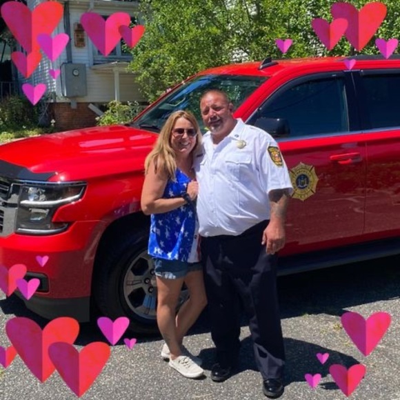 Profile Picture of Jennifer Gruosso (@jennifergruosso) on Poshmark