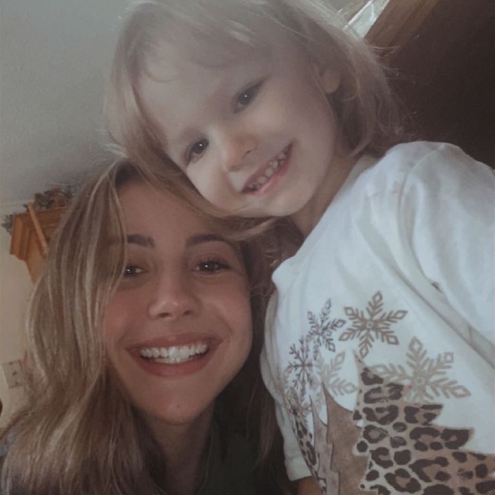 Profile Picture of april throesch (@apriltthroesch) on Tiktok